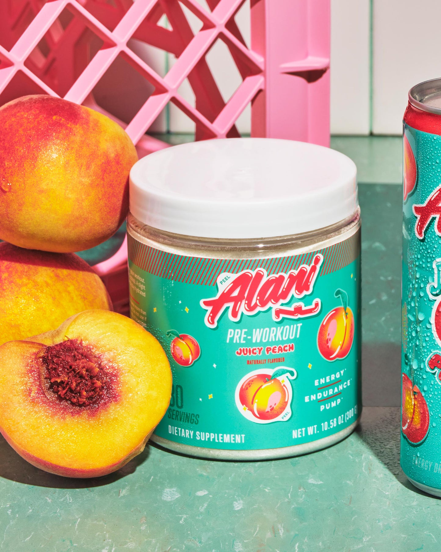 pre-workout-juicy-peach-30-servings-q6 old_ProductPagePWOLifestyle3_77022674-d0da-499a-8941-6c66b1f93261.jpg